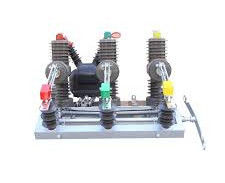 Rvb 11kv 24kv 36kv 800A 1250A 2000A Hv Outdoor Substation Vacuum Circuit Breaker with Controller with CT supplier